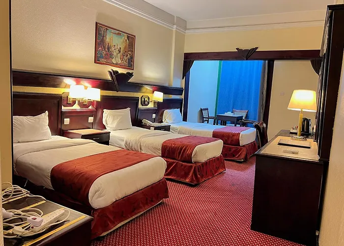 Claridge Hotel