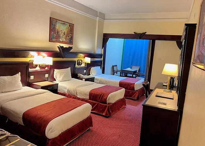 Claridge Hotel